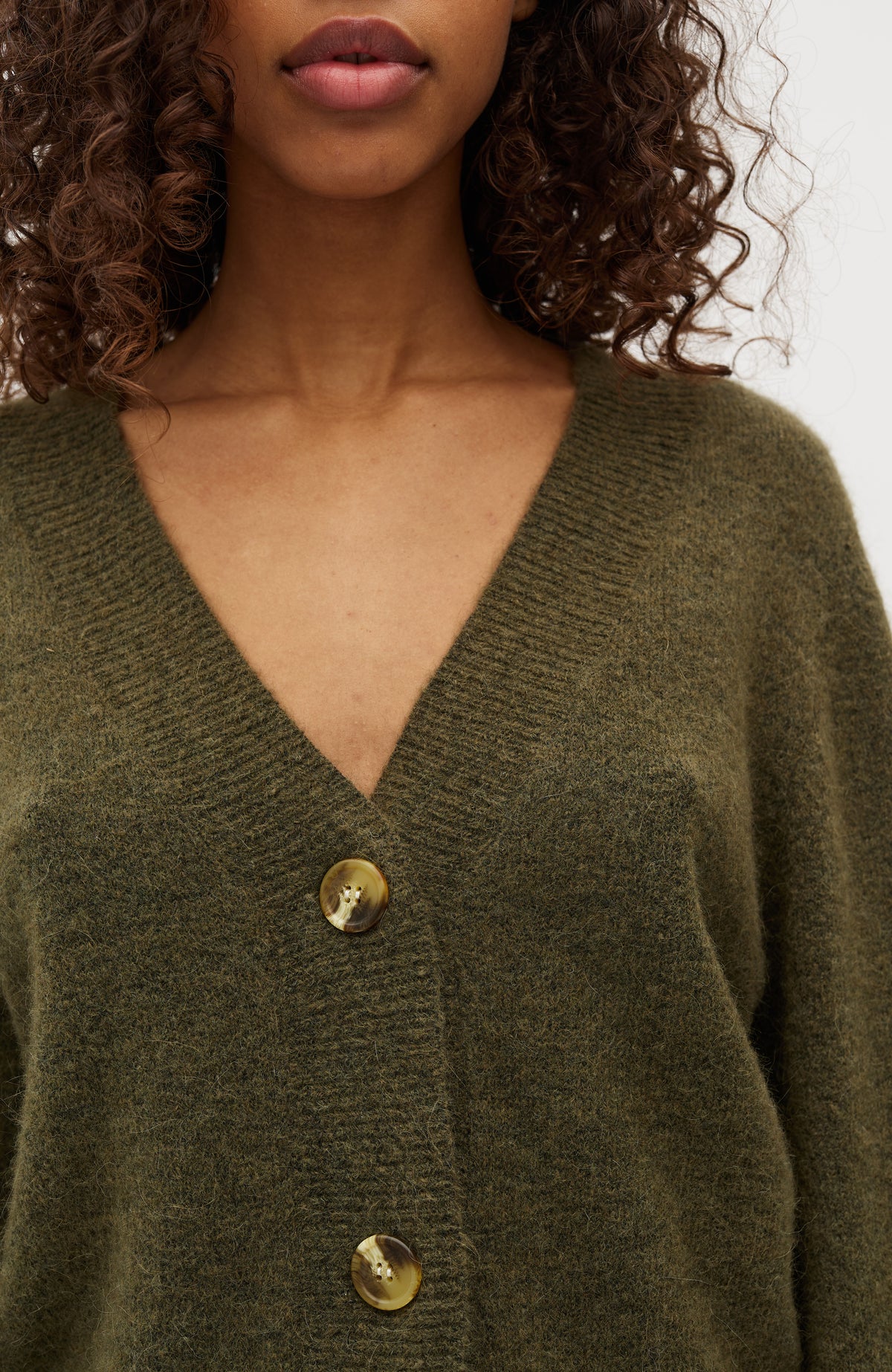 Molenda-M_Green Leaf_Model_1