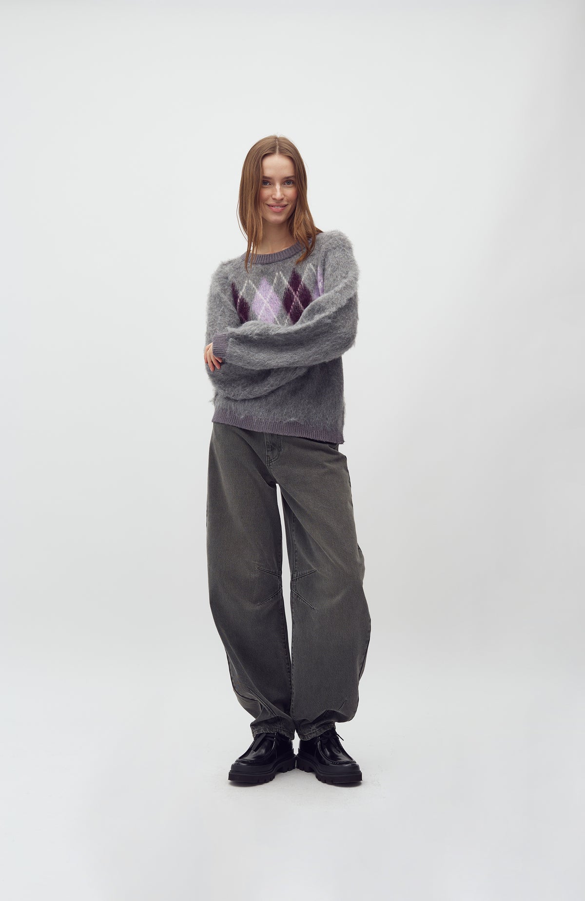 Chaina-M_Dark Grey Melange_Model_2