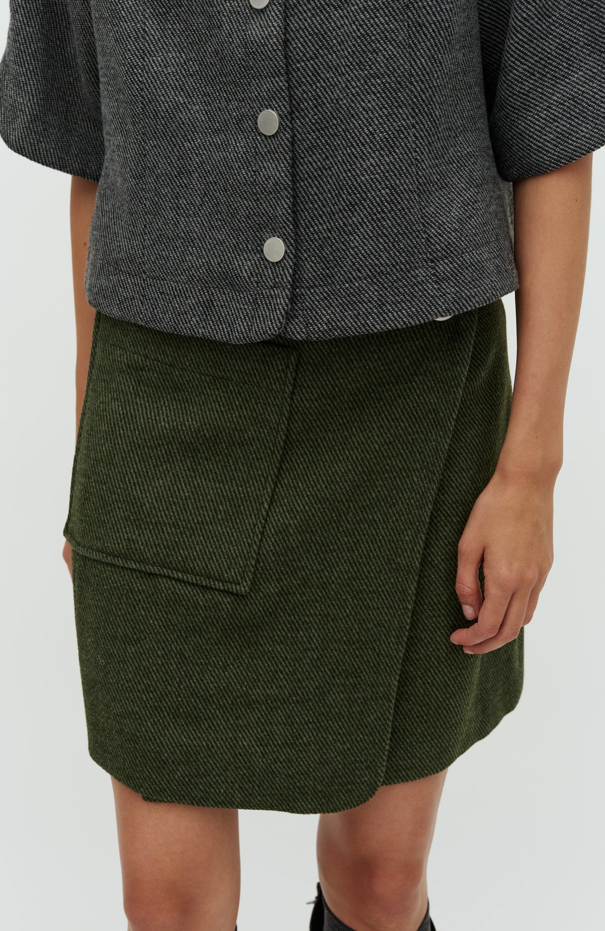 Kayanna-M_Army Twill_Model_1