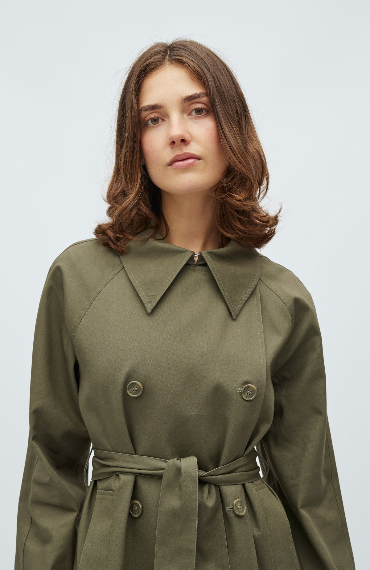 Odonna B-M_Dusty Olive_Model_2