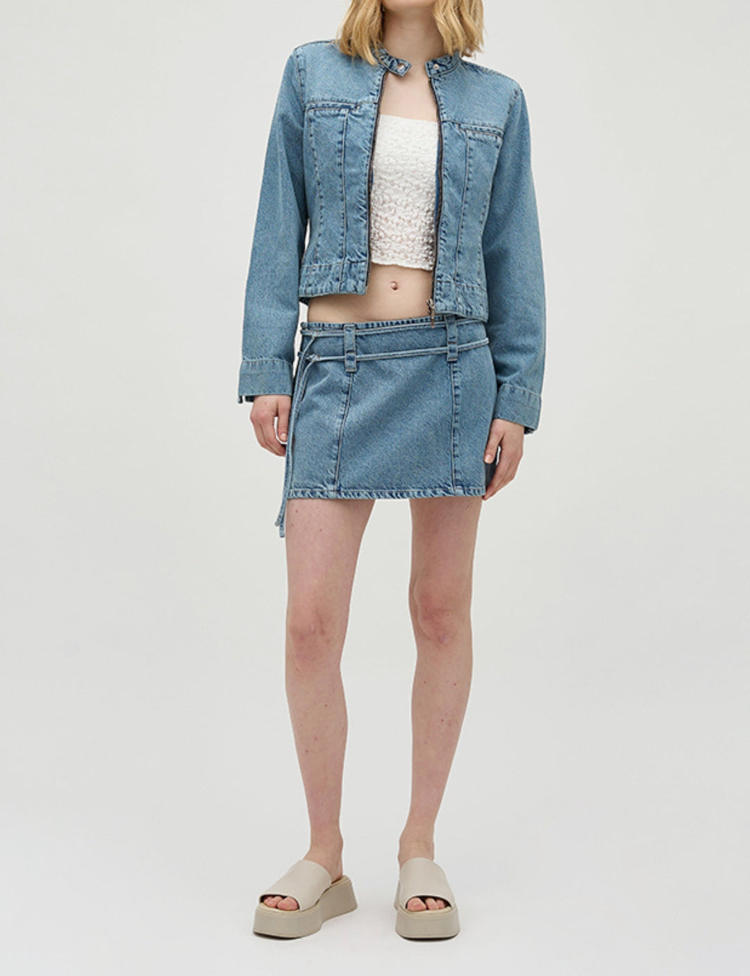 Keenlyon-F_Vintage light blue_Model_2
