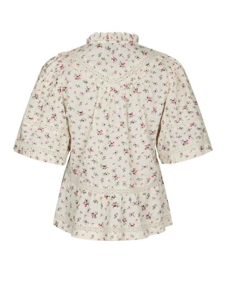 165626 Evienne Floral Blush Top_ROSE_Packshot_1