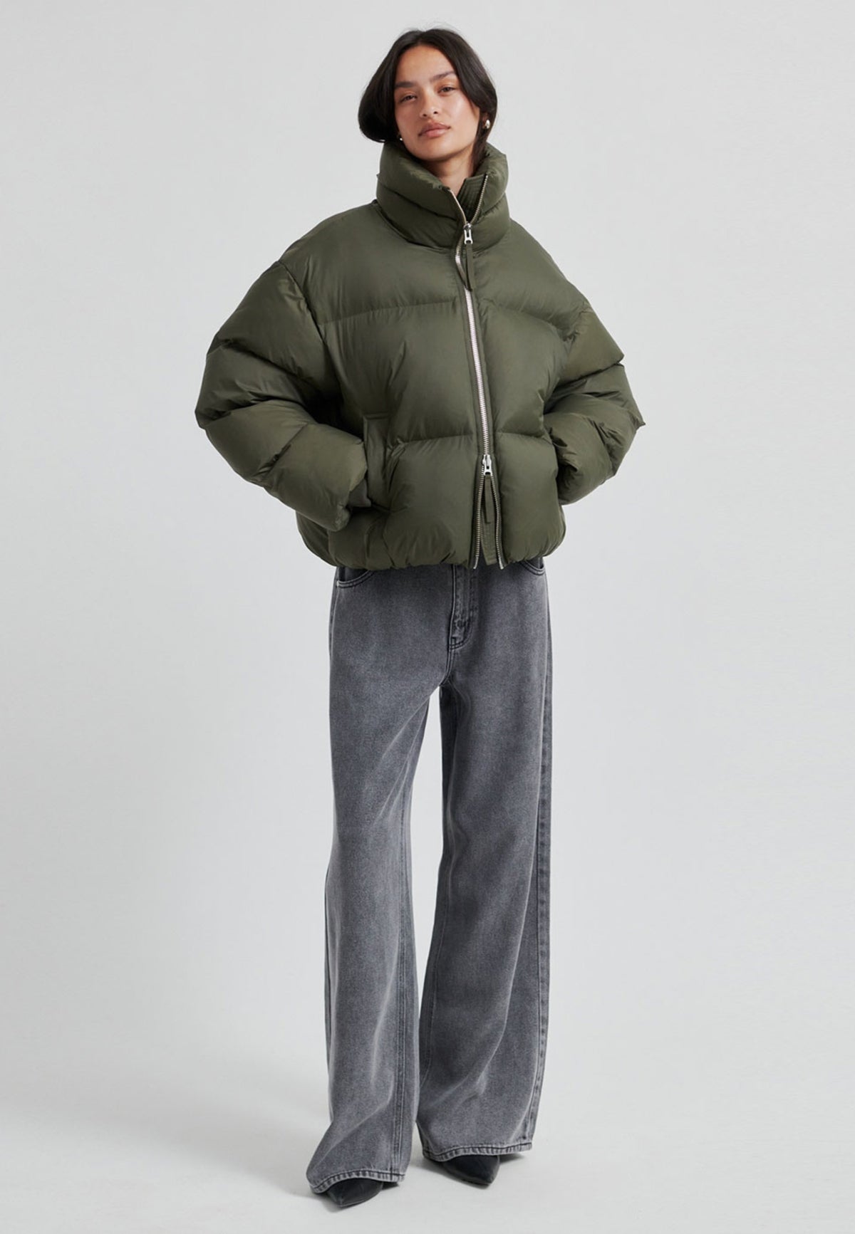 59951 Riya Puffer Jacket_Beluga_Model_0