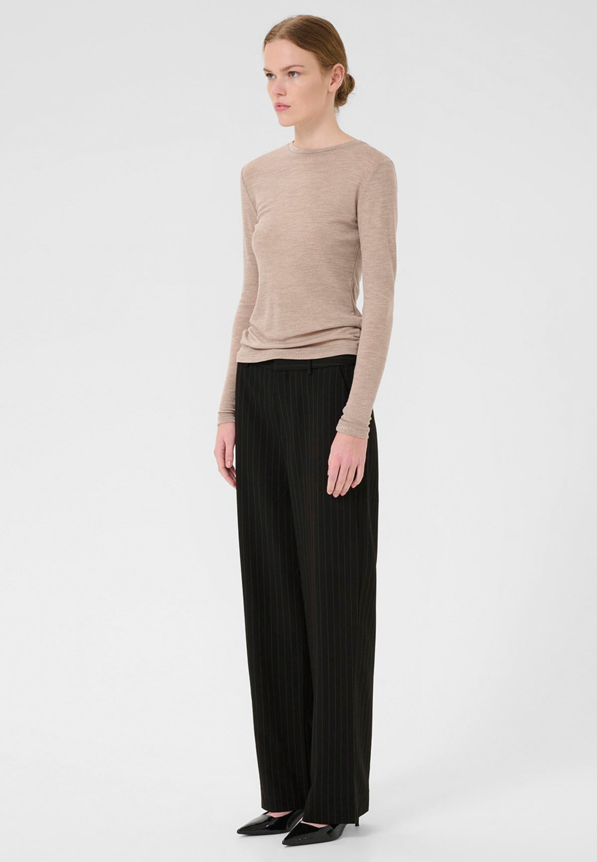 10909020 JoelleGZ pinstripe MW pants NOOS_black pinstripe_Model_2