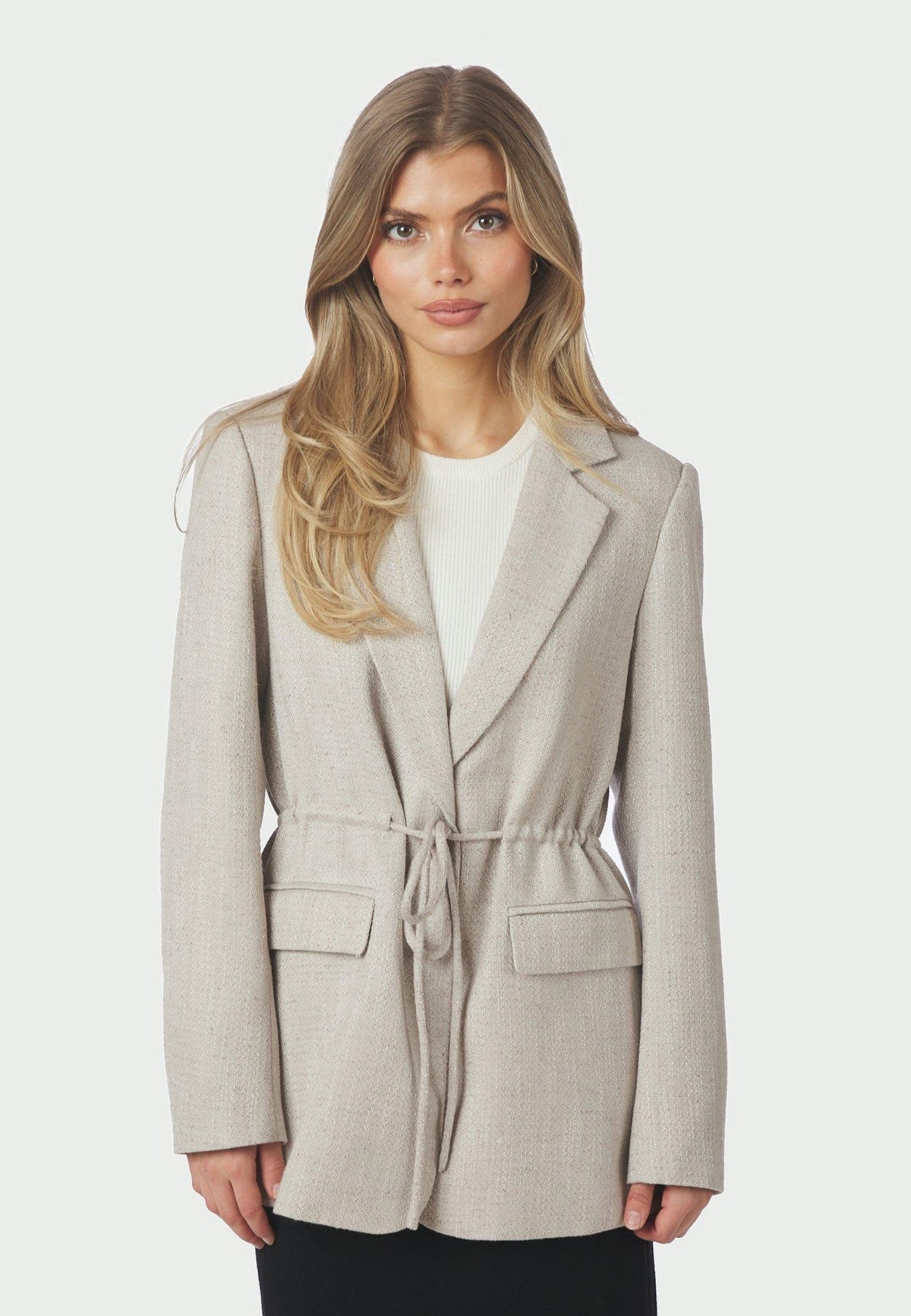 168251 Jemmie BouclÚ Blazer_Natural_Model_1