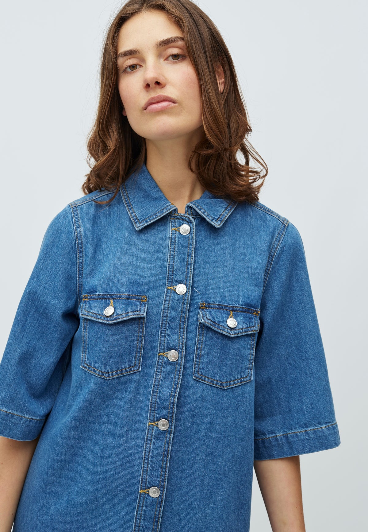 Mira-G_Mid vintage blue_Model_1
