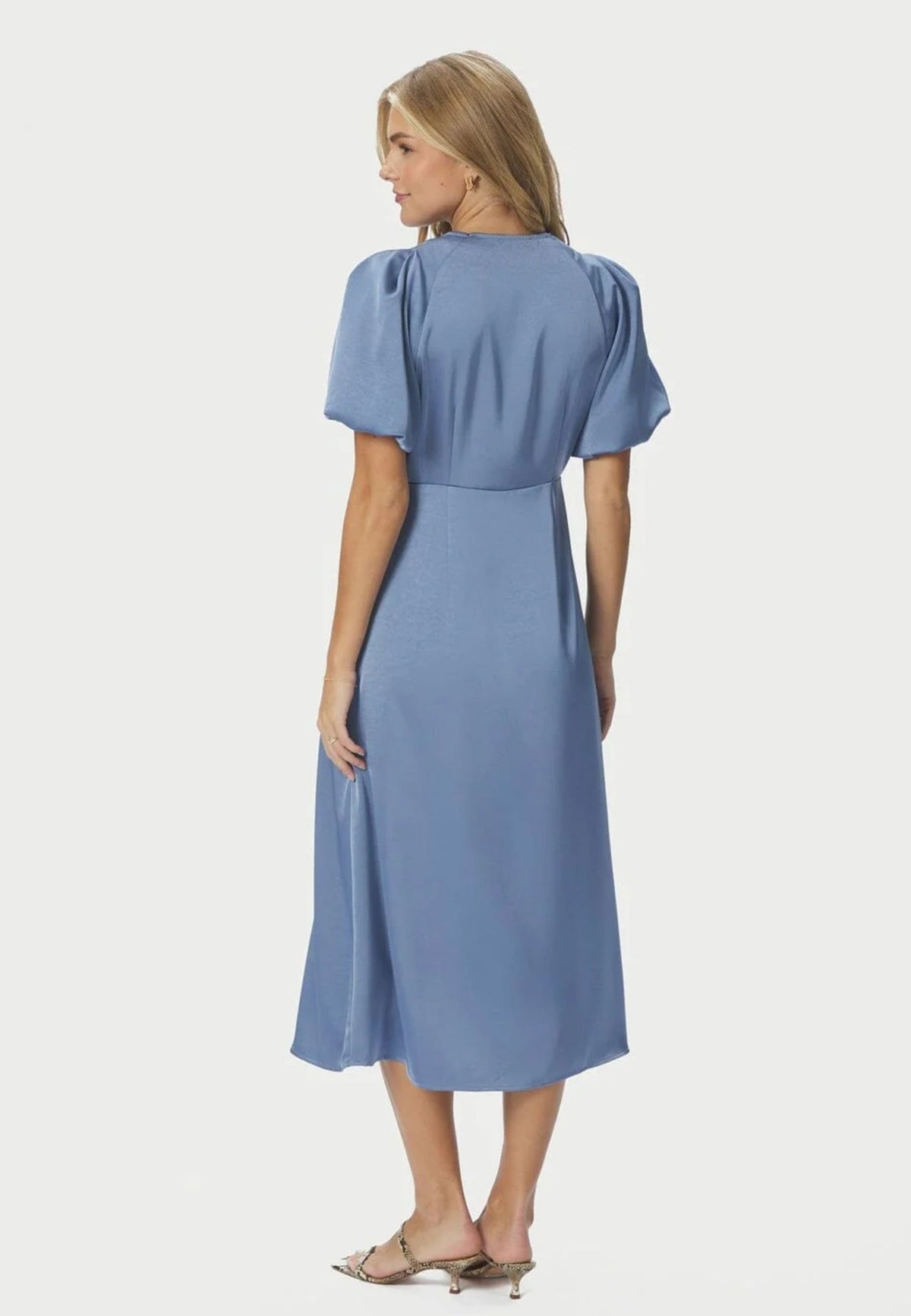 162521 Illana Heavy Sateen Dress_Smoke Blue_Model_2