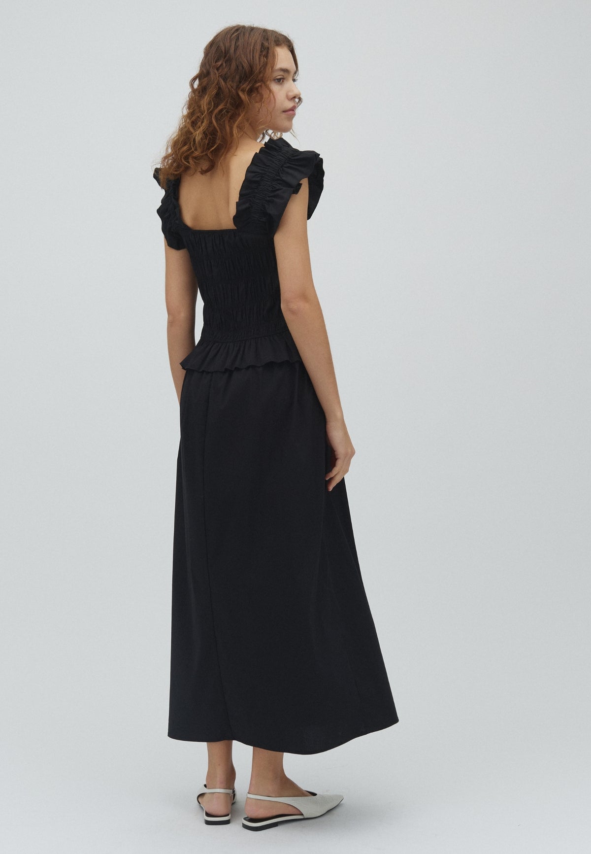 Thessaly-M_Black_Model_2