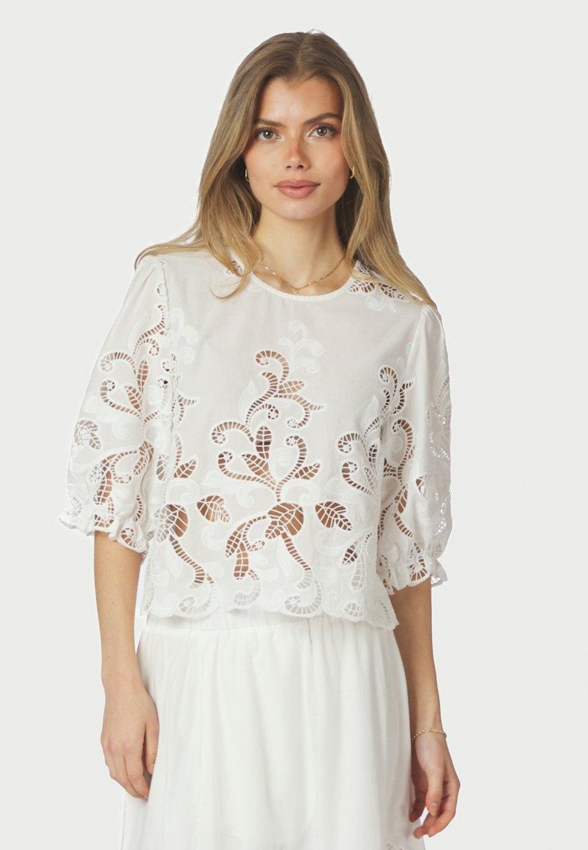 167834 Fia Embroidery Blouse_White_Model_0