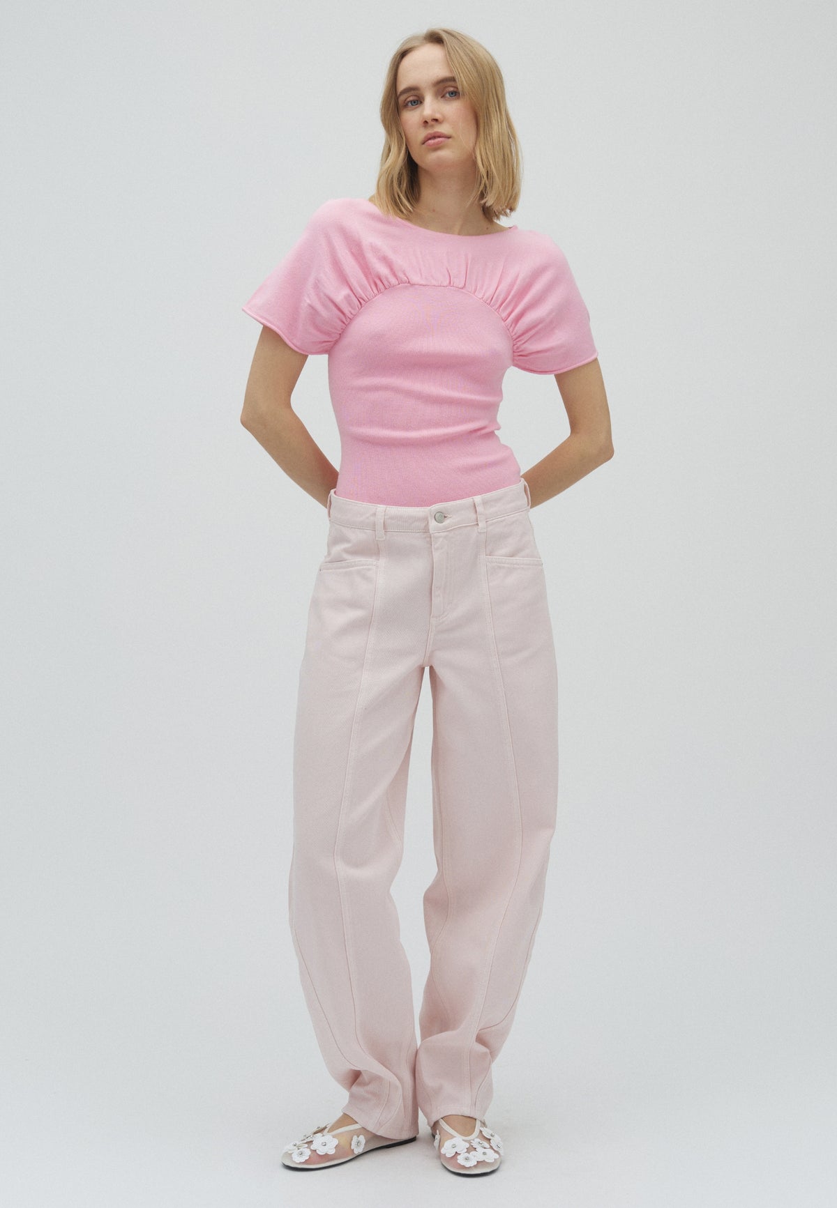 167346 Manthea Knit Top_Light Pink_Model_3