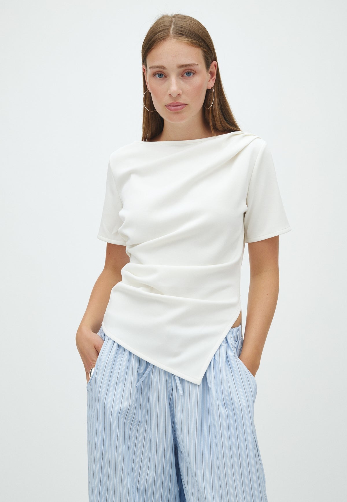 168652 Nasmine Soft Blouse_Off White_Model_0