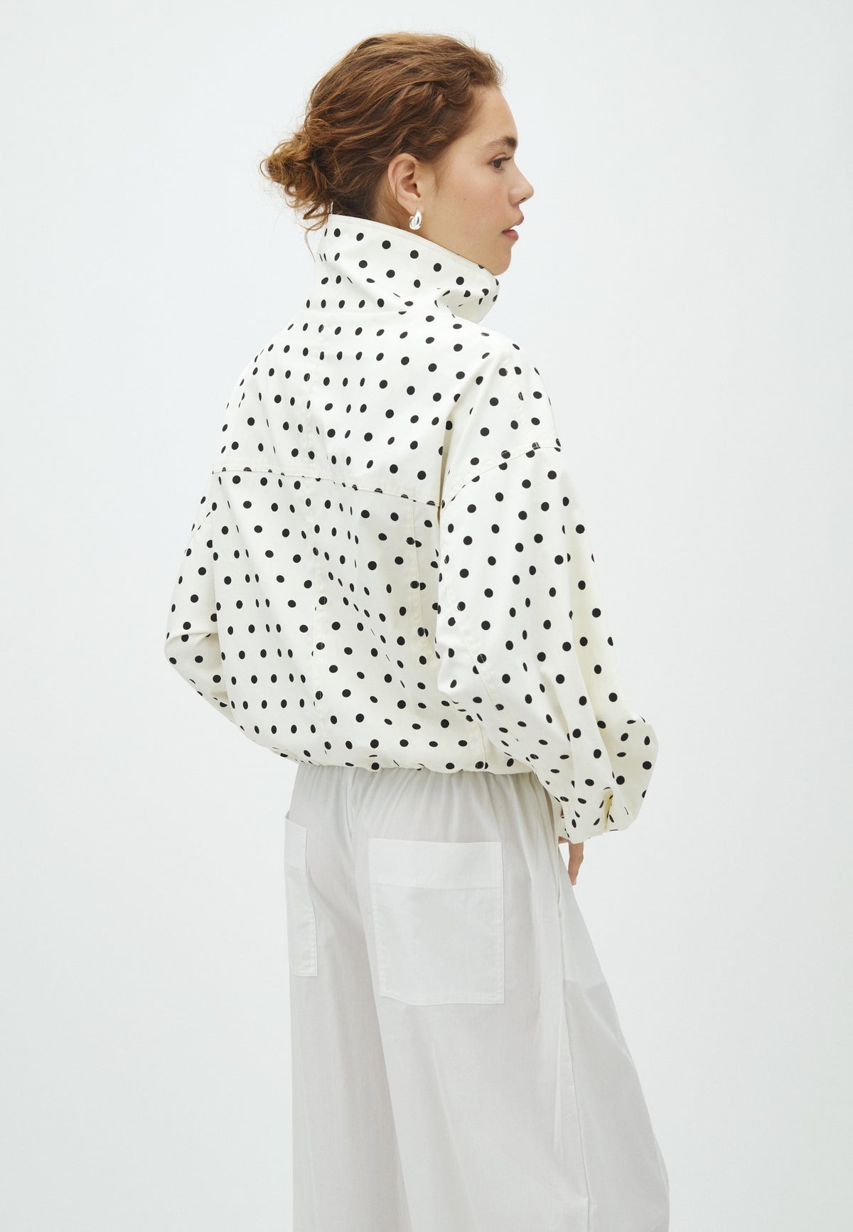 168930 Wallisa Dot Jacket_White_Model_2