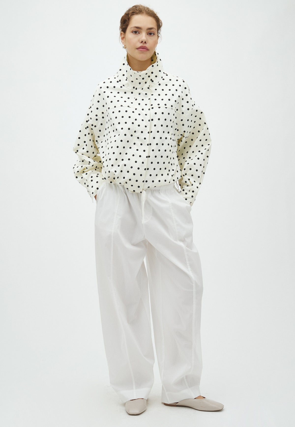 168930 Wallisa Dot Jacket_White_Model_0