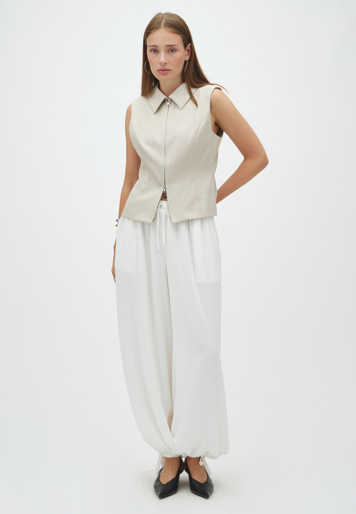 170015 Toxane Chiffon Pants_Off White_Model_1