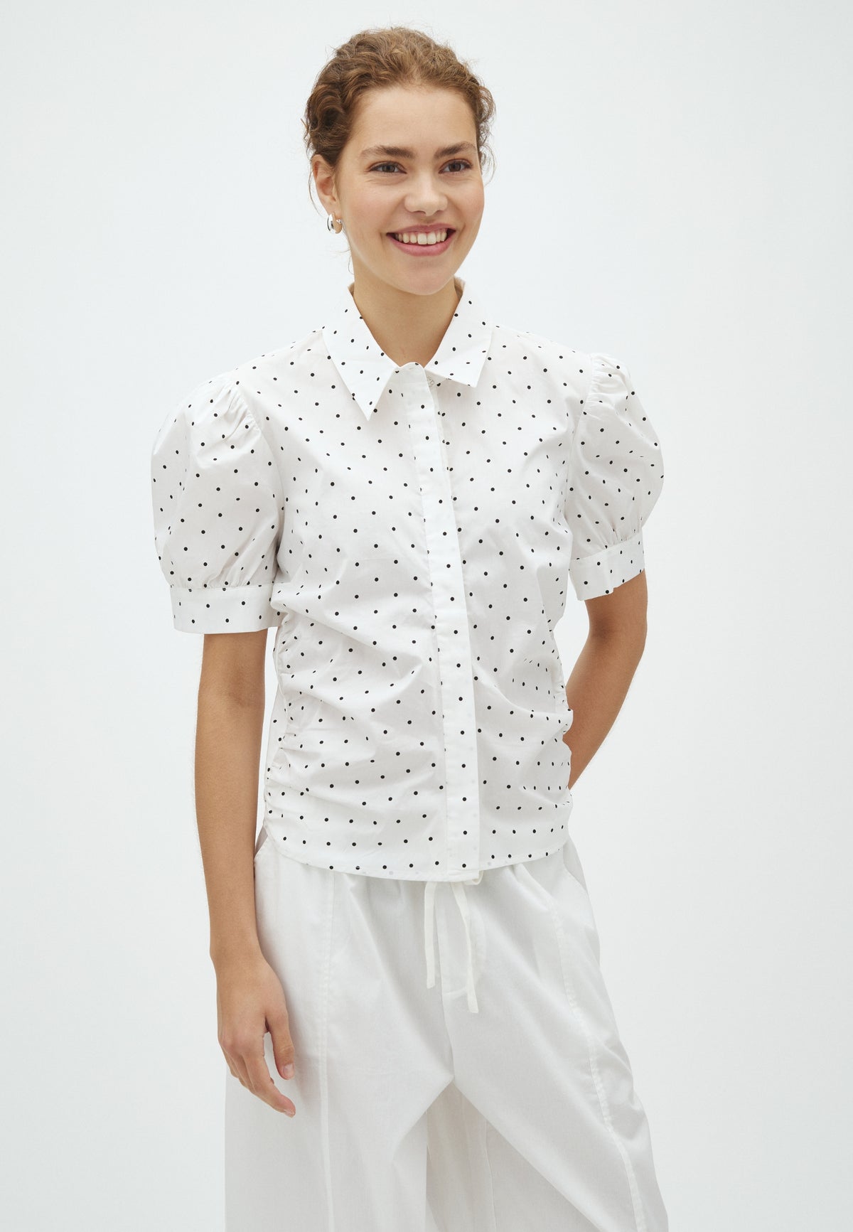 170272 Prannie Dot Shirt_Off White_Model_0