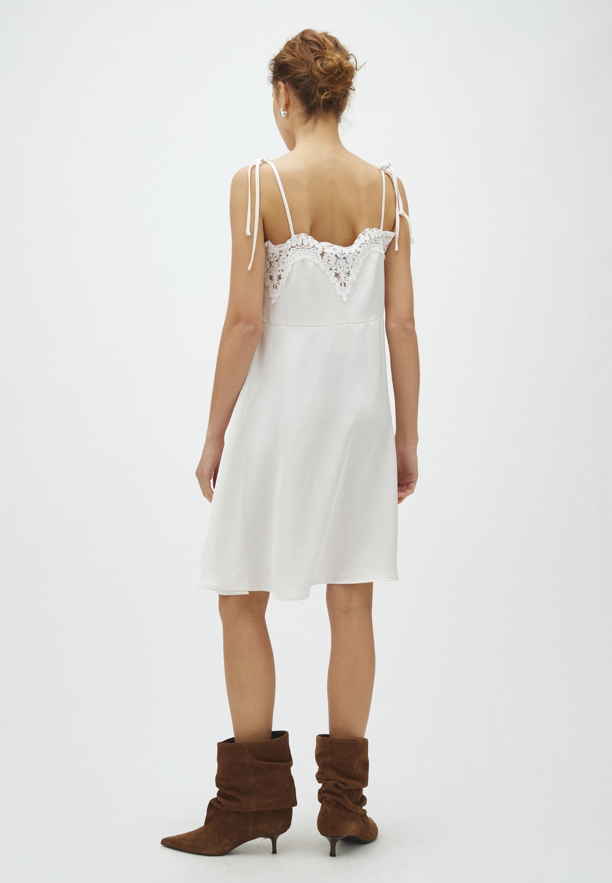 169571 Maela Heavy Sateen Lace Dress_Pearl_Model_2