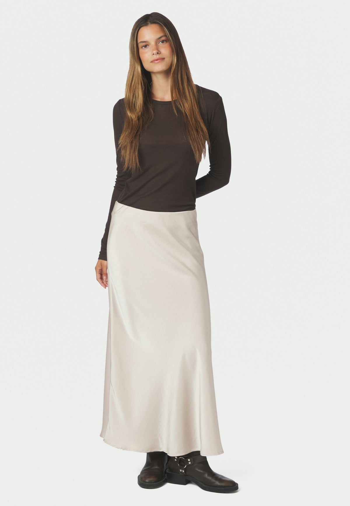 157755 Bovary Skirt_Champagne_Model_0