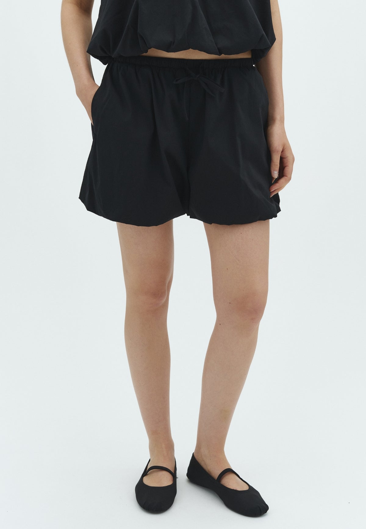 Karrel-F_Black_Model_1