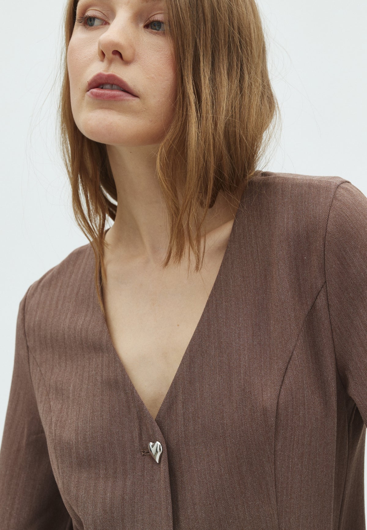 Kanlua-F_Cool Brown_Model_1