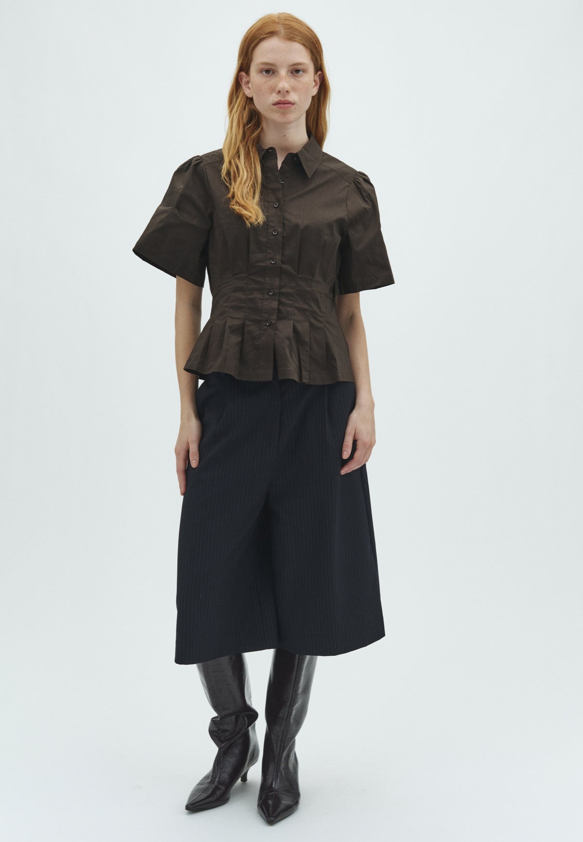 168932 Galara Poplin Shirt_Chocolate Brown_Model_3