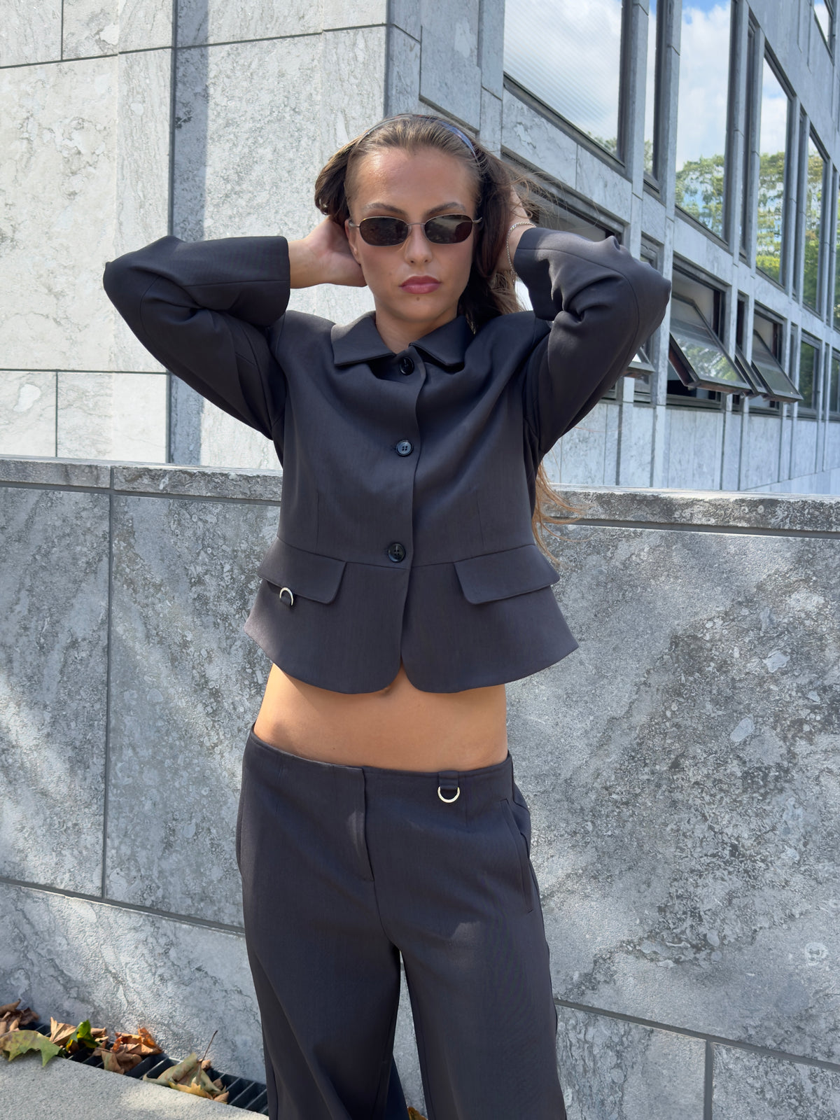 Tulina-F_Dark Grey_Content_2