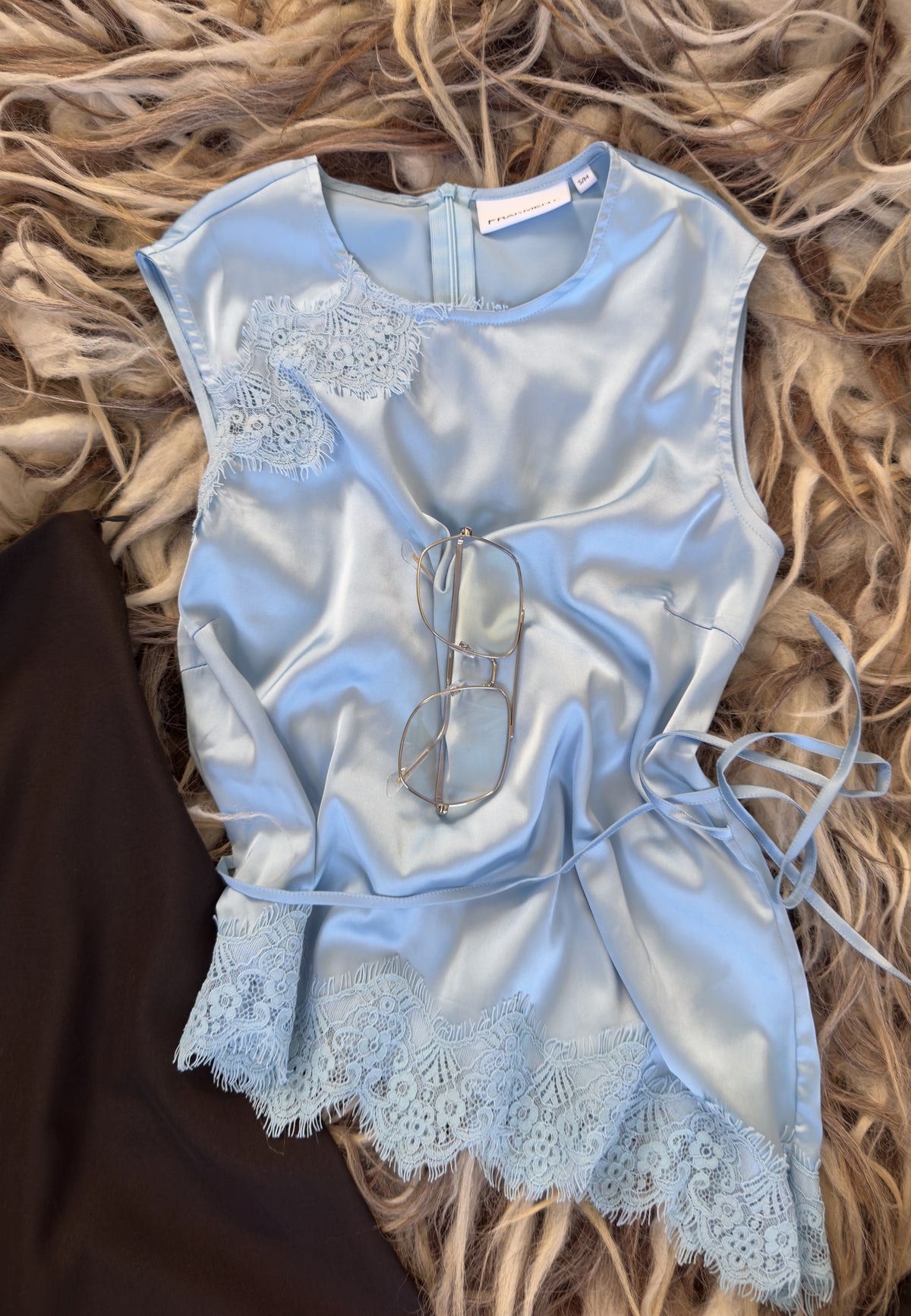 Beneka SS-F_Light Blue_Content_0