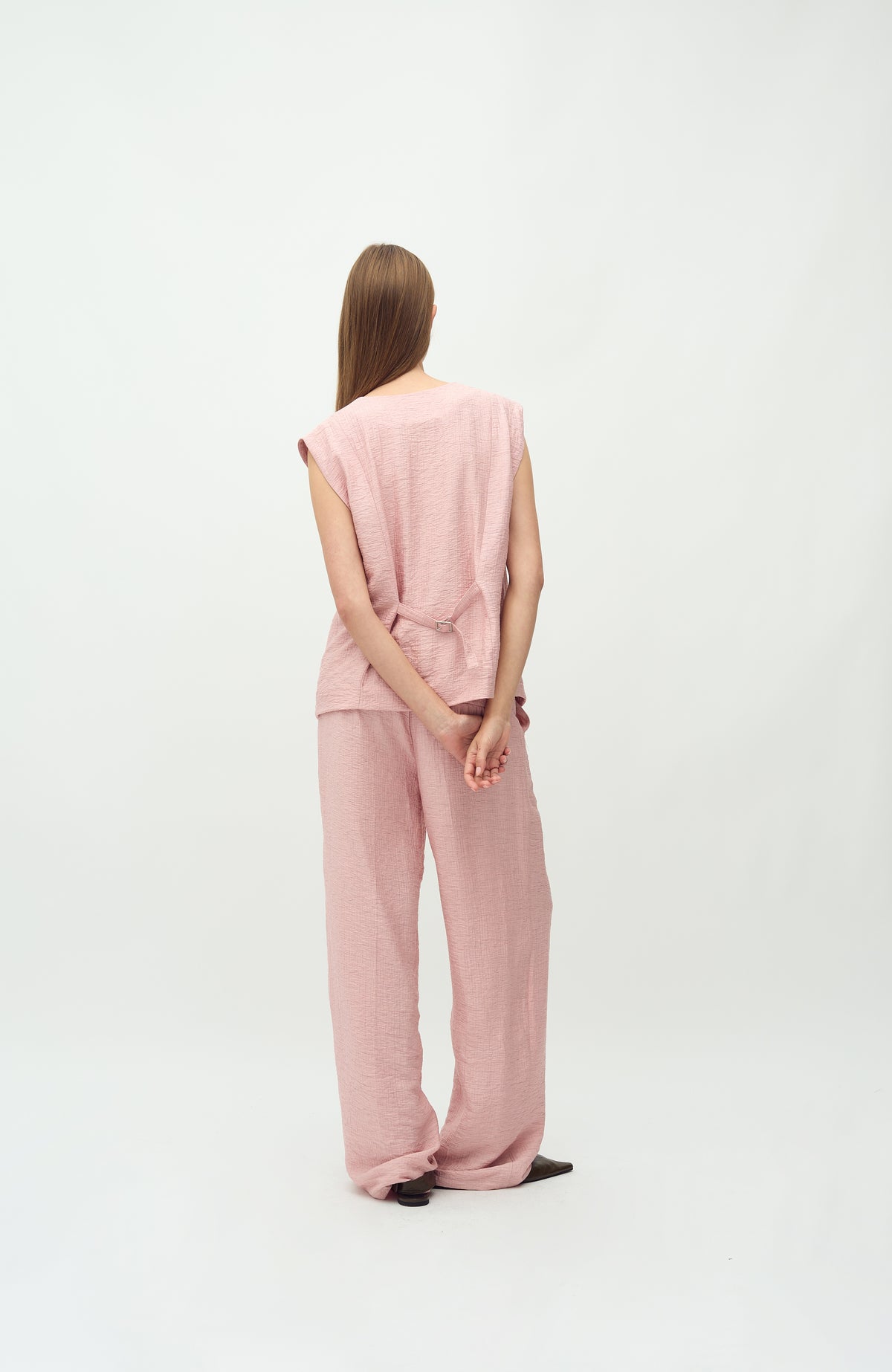 Dagma-M_Pink Melange_Model_1