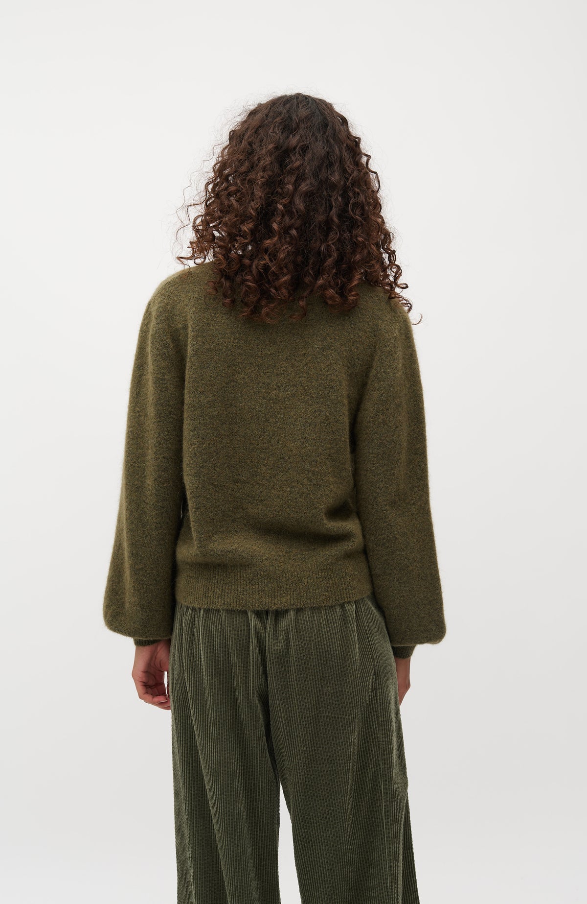 Molenda-M_Green Leaf_Model_2