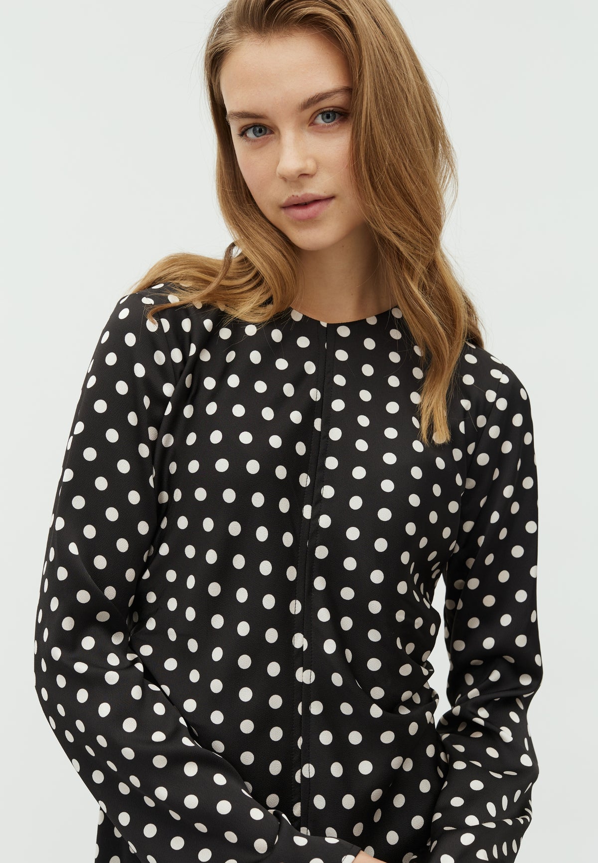 167455 Tumari Dot Dress_Black_Model_1