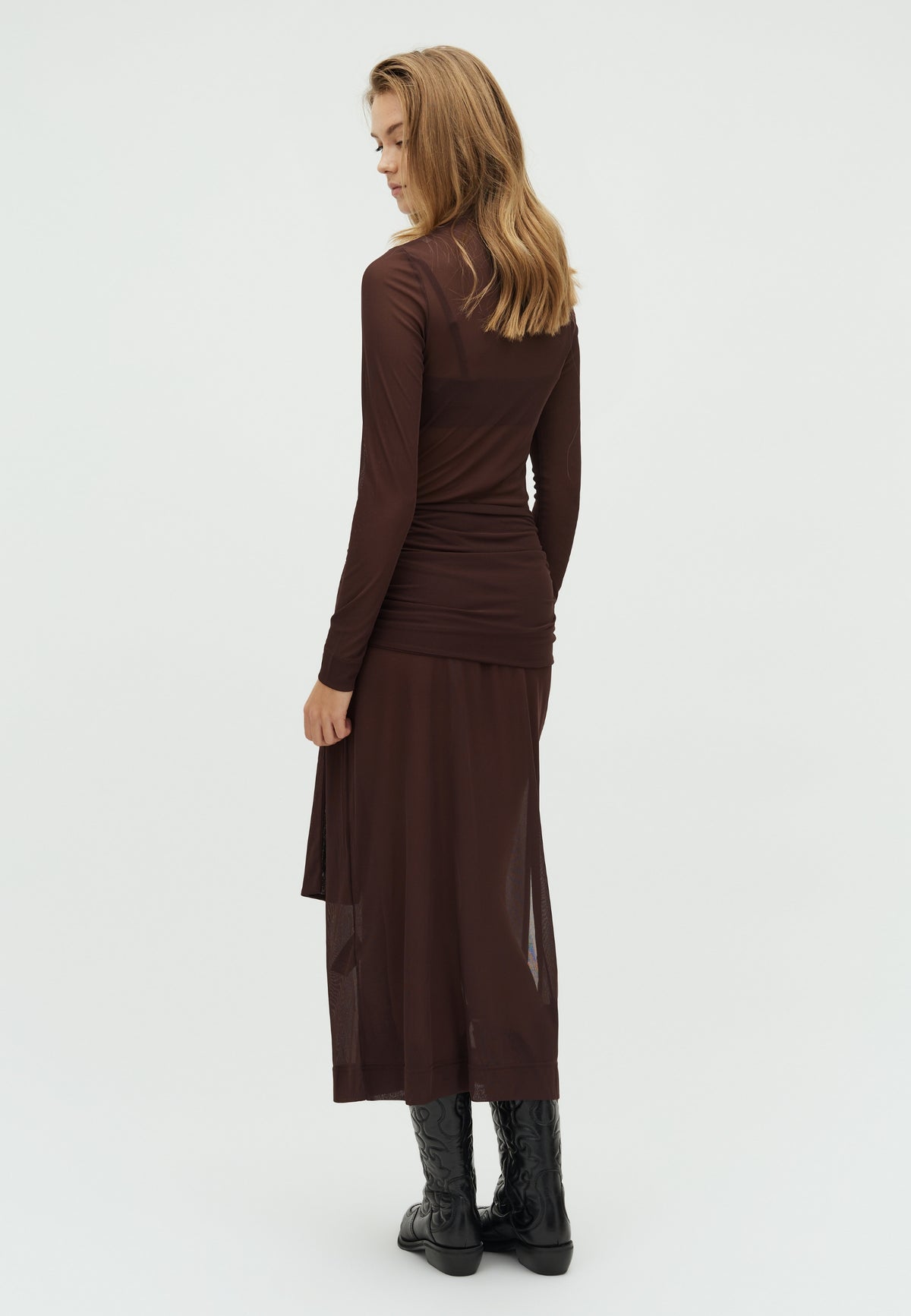 Marcelli-F_Dark Brown_Model_3