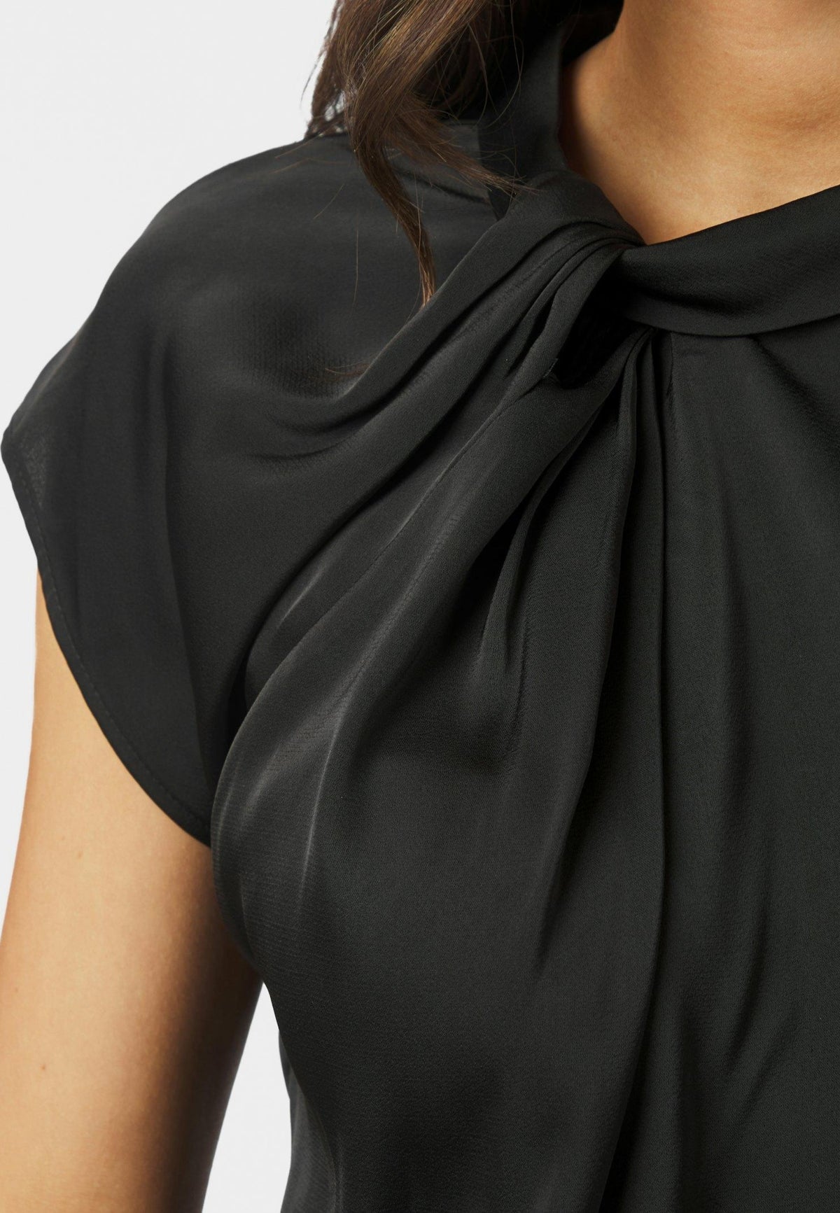 160990 Fleur Drapy Satin Blouse_Black_Model_2