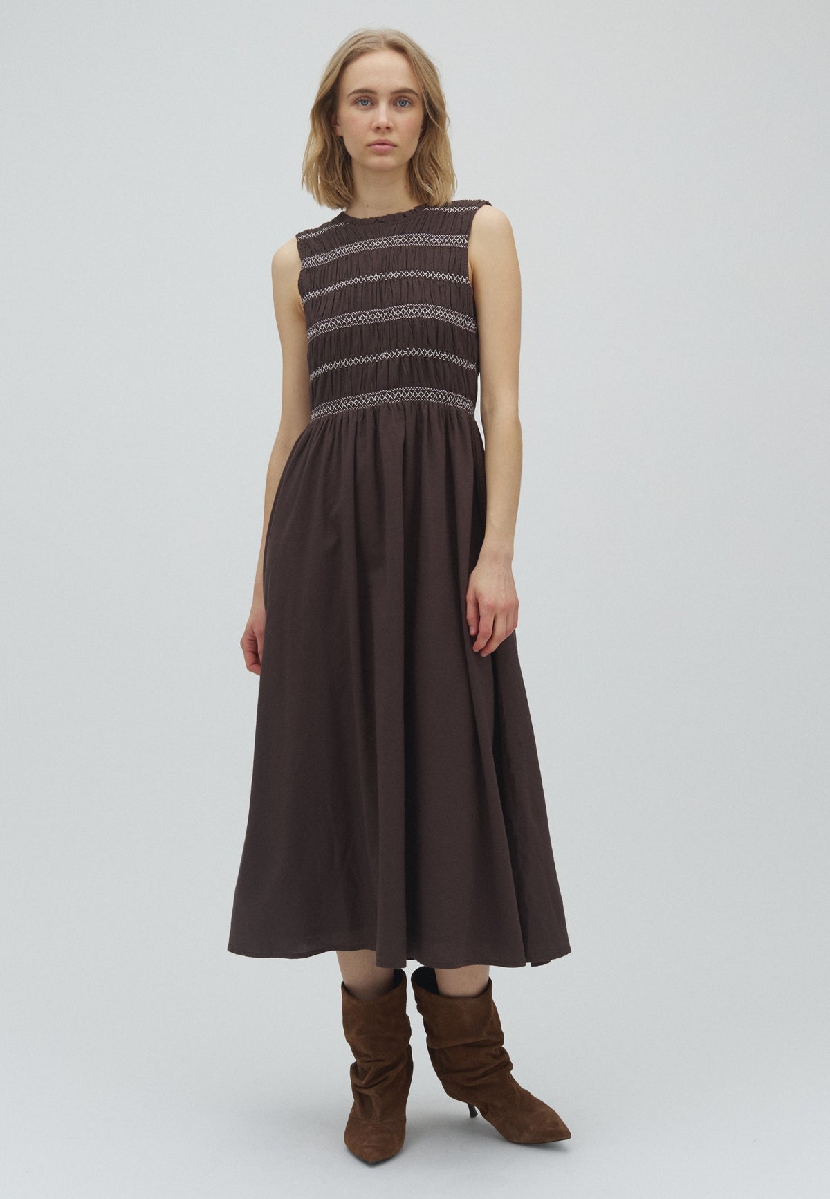 169564 Etika Deco Dress_Dark Brown_Model_0