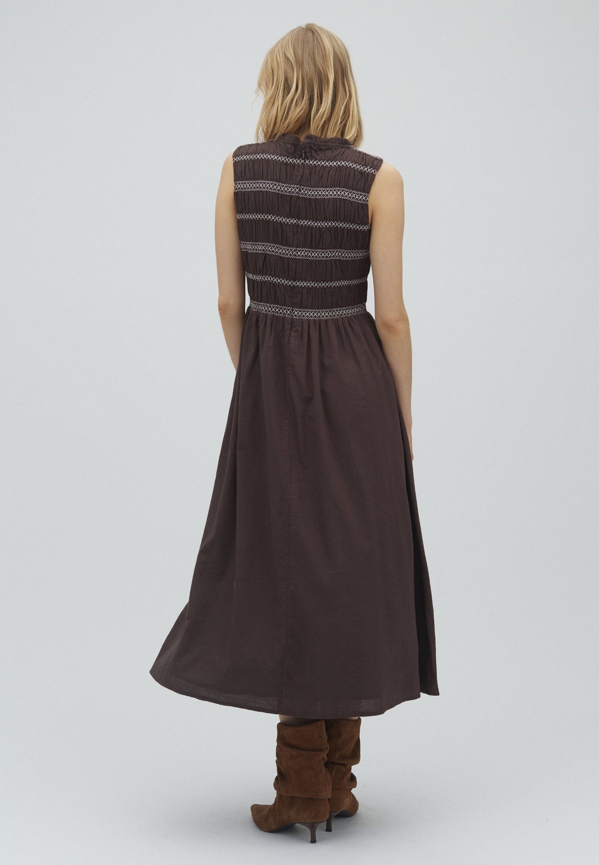 169564 Etika Deco Dress_Dark Brown_Model_2