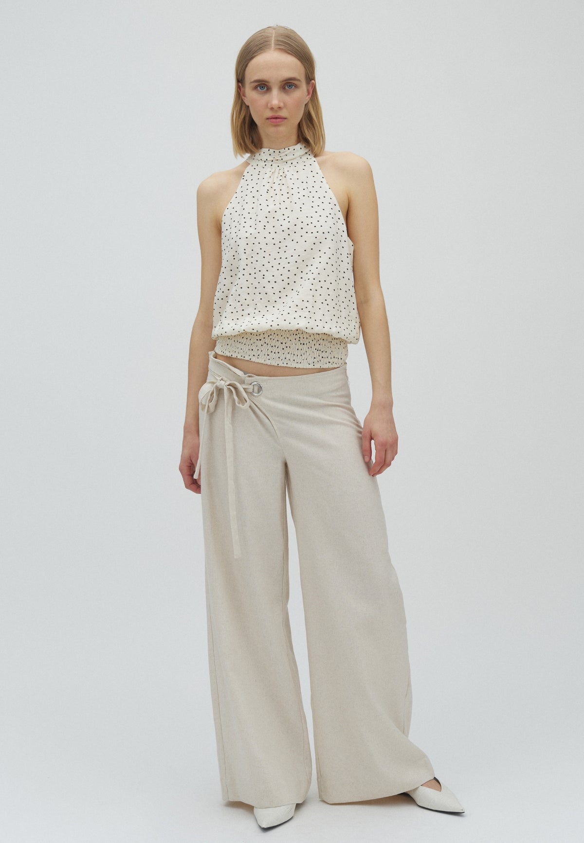 169566 Mos Mini Dot Top_Off White_Model_3