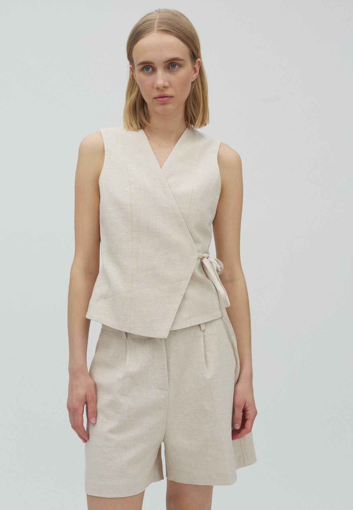 169562 Tamara Ramie Waistcoat_Natural_Model_0