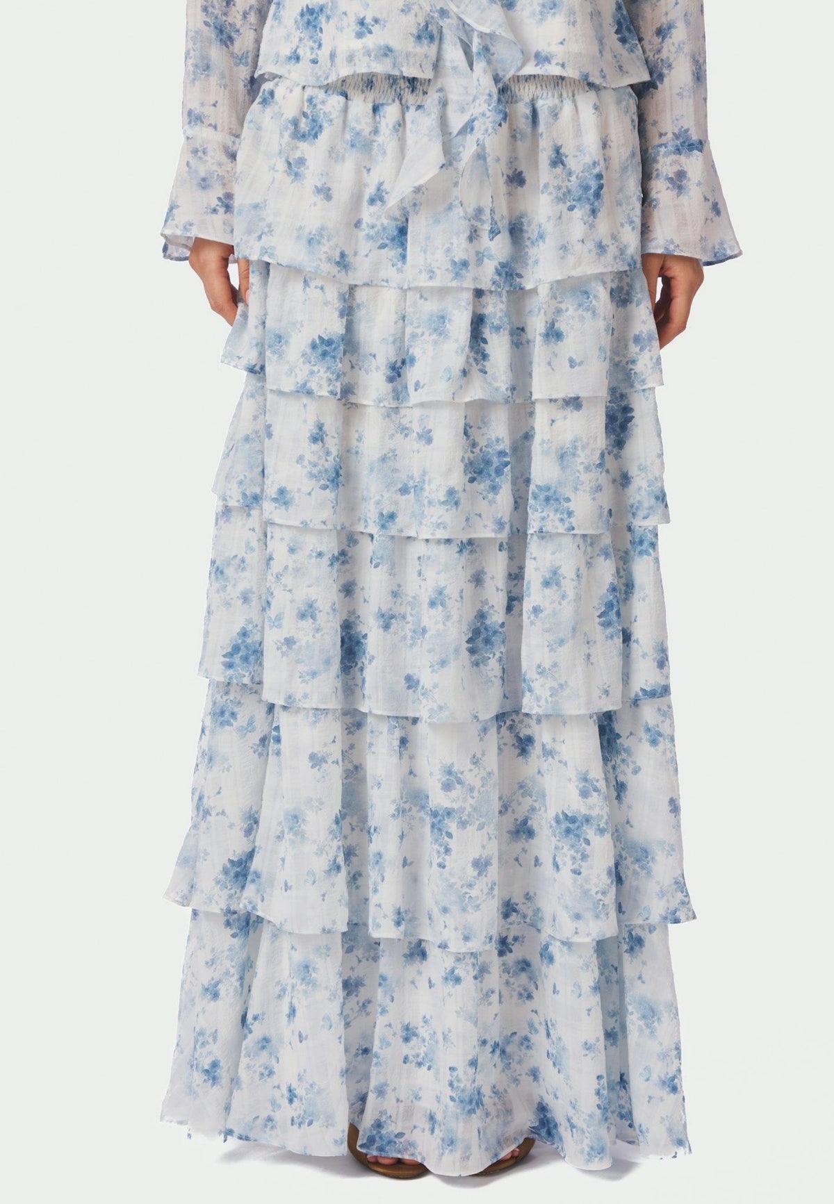 169060 Morris Fleur Skirt_Blue Floral_Model_2