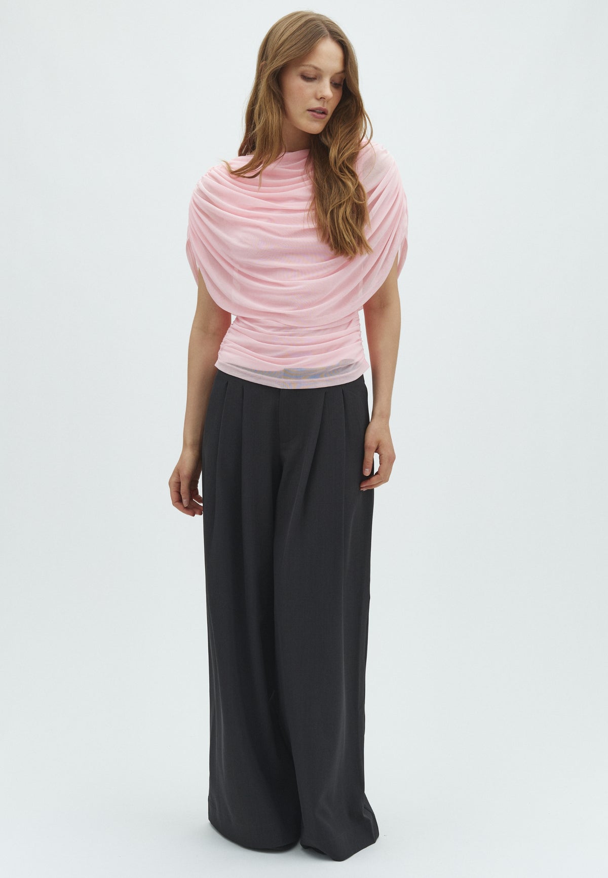 167447 Bottuna Drapy Mesh Top_Light Pink_Model_3