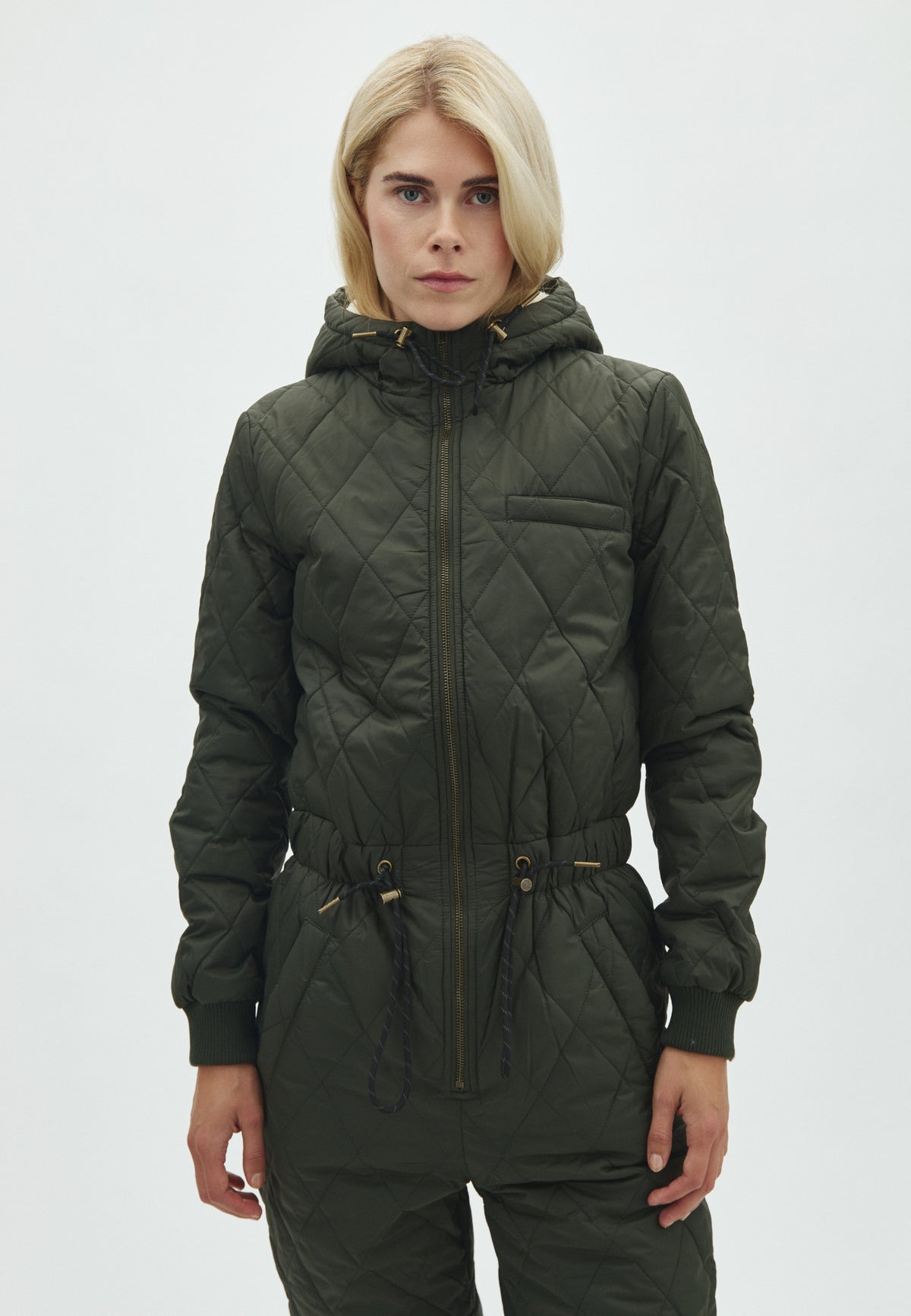 Isolde T-M_Army_Model_1