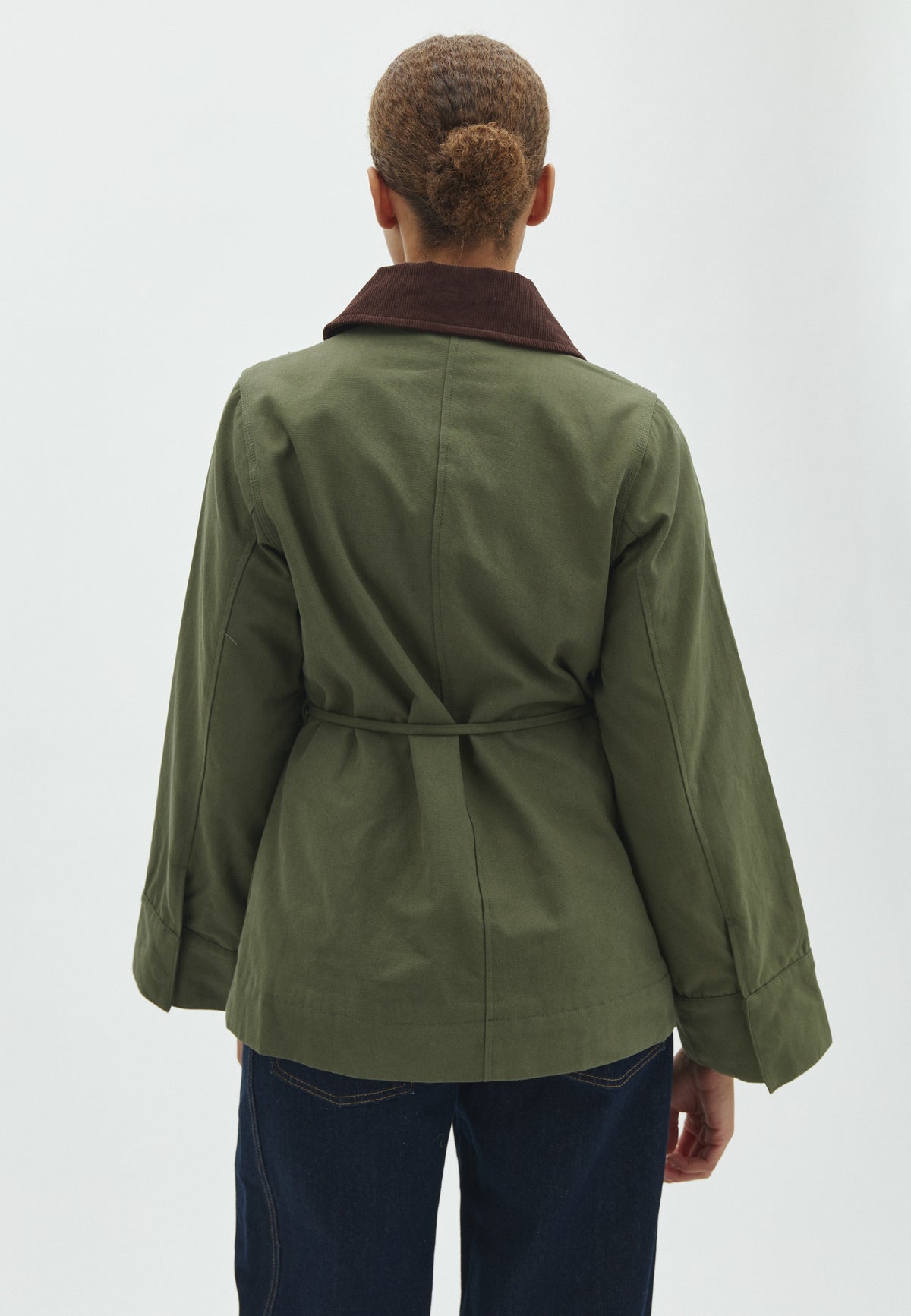 168655 Sempler Canvas Jacket_Army_Model_3