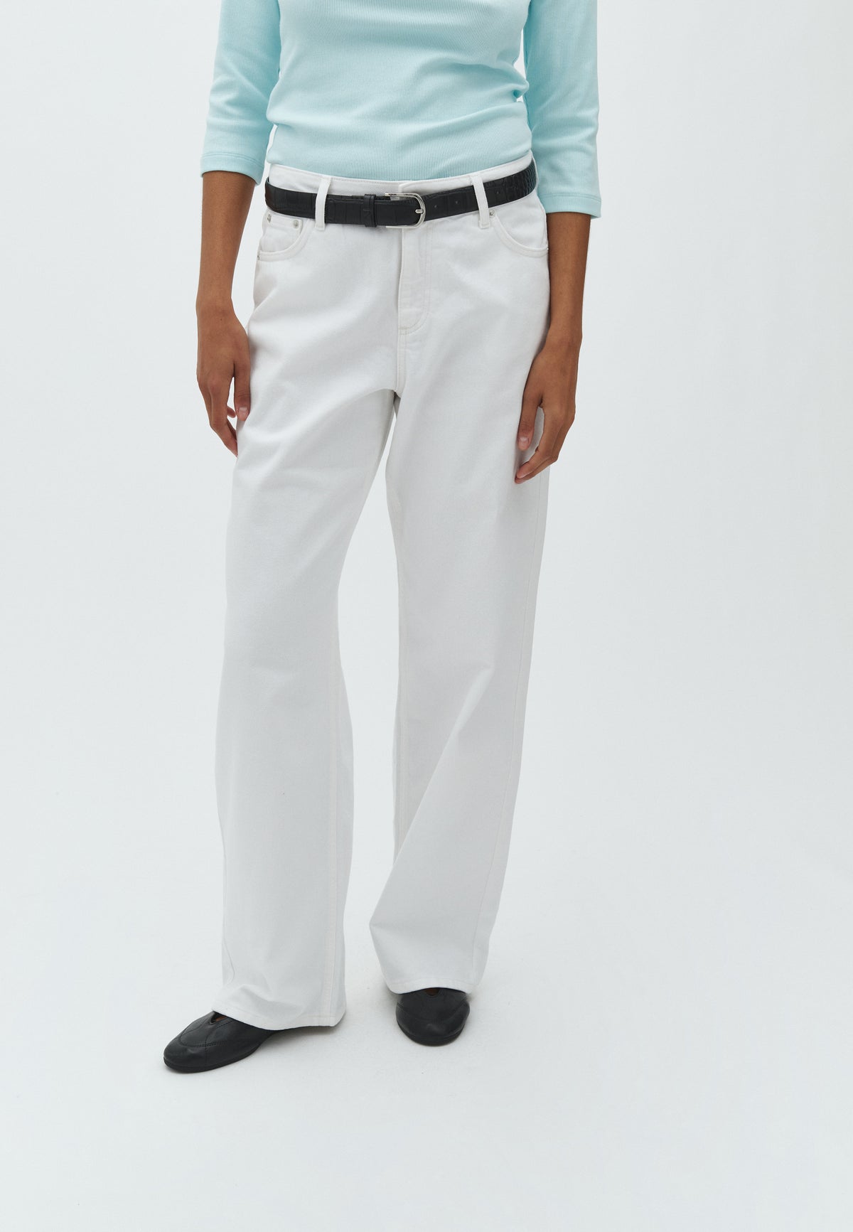 Cadian-M_White_Model_0