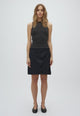 Avonlea-M_Black_Model_0